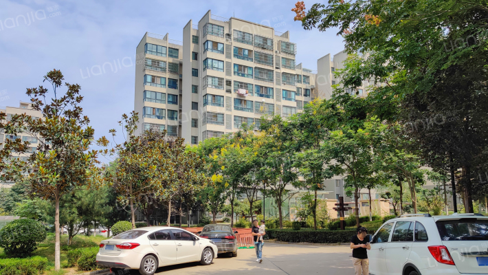 芷阳新苑东区外景图