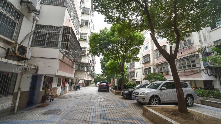 八十间小区北区外景图