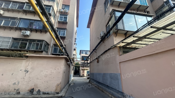 城里大街118号外景图