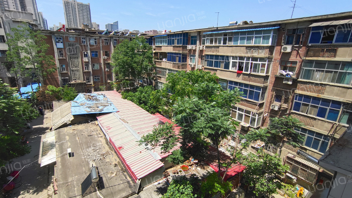 庆丰街36-37号院外景图