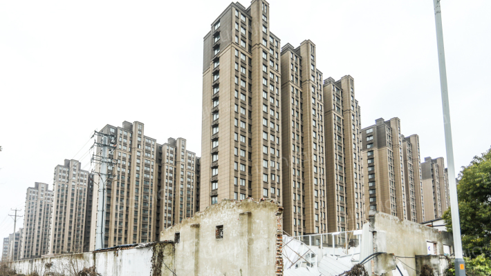 兴石花园四期外景图