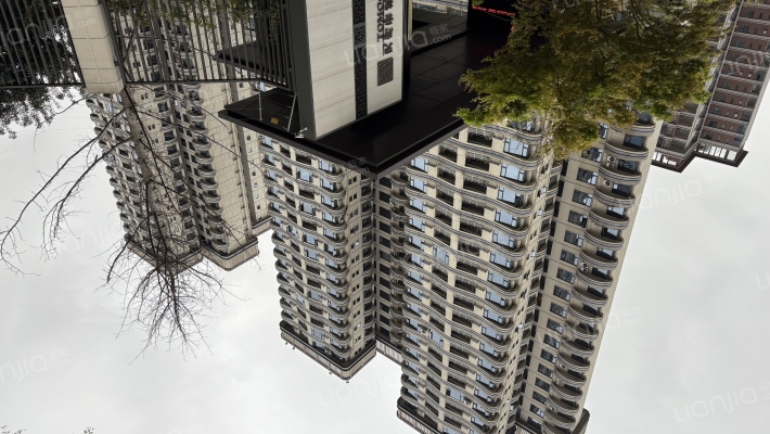 天府云城外景图