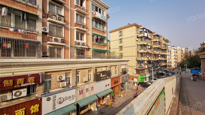 清沁花苑外景图