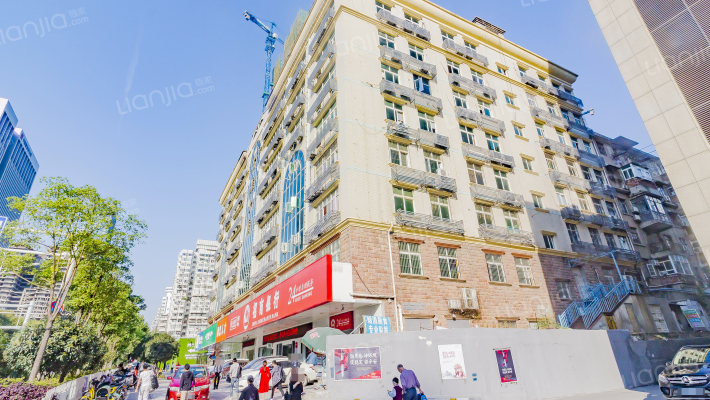 发展大厦外景图