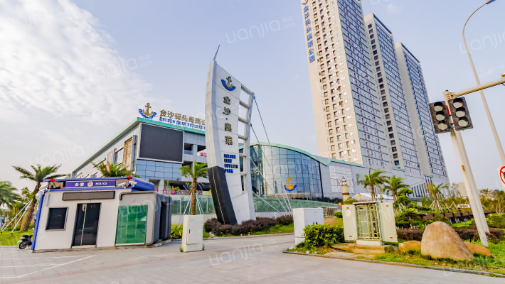 金沙奥特莱斯广场外景图