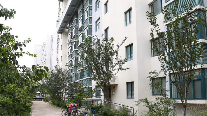 平安公寓外景图