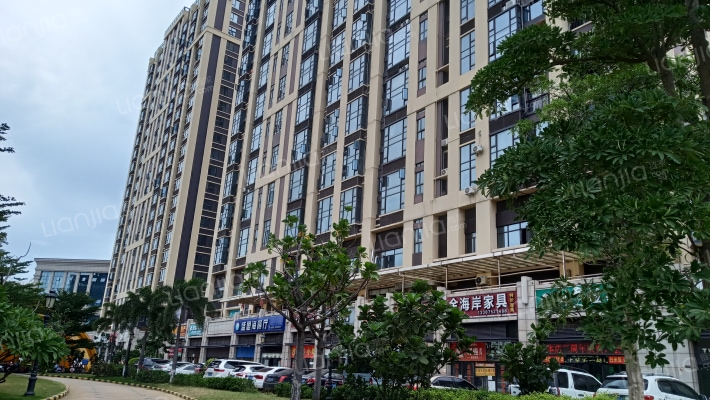 绿地缤纷城外景图