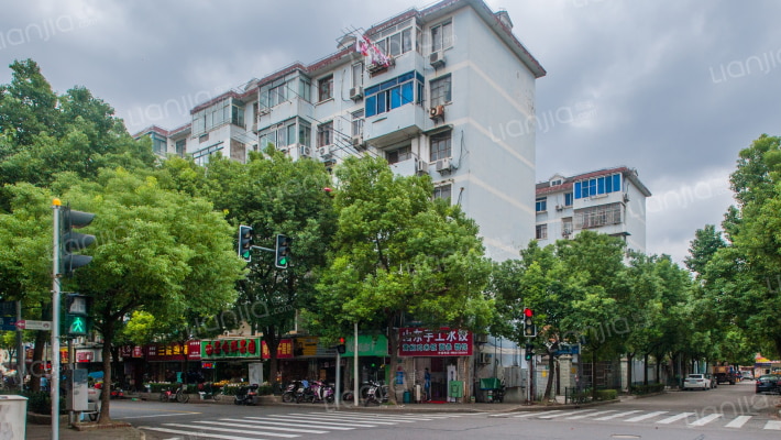 连波路66弄外景图