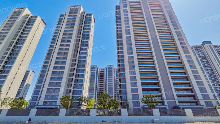 融创嘉潮府外景图