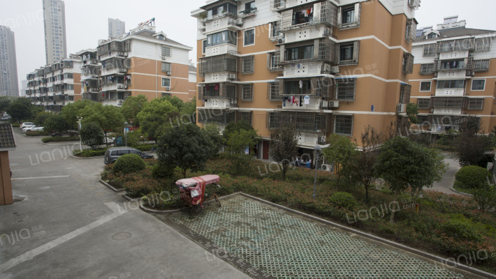 頭甲公寓外景图