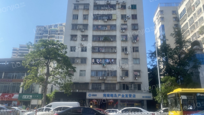 椰岛宿舍外景图