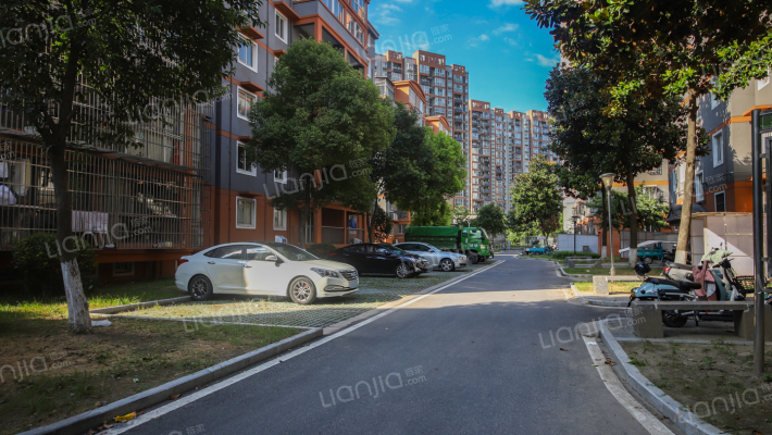 蒋湾花园外景图