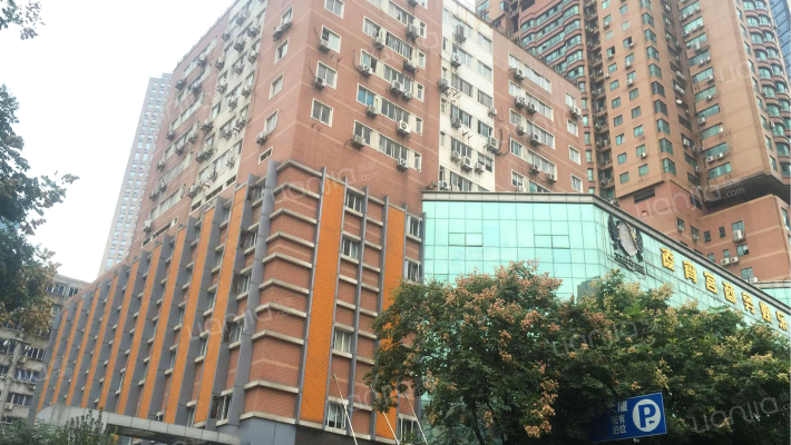 建华大厦裙楼外景图