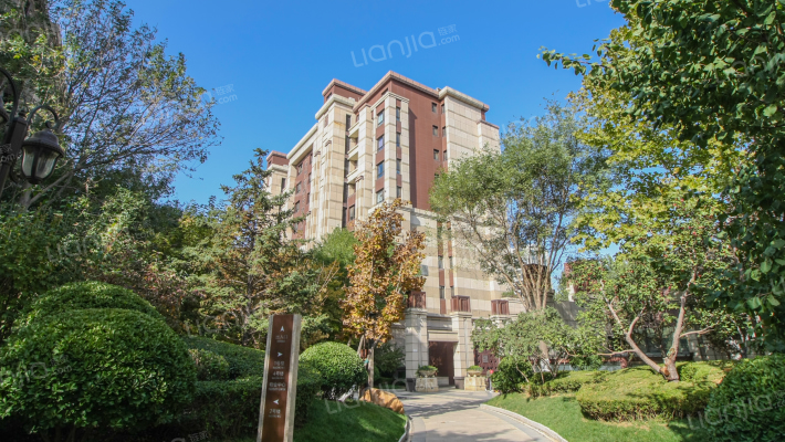 鸿坤花语墅外景图