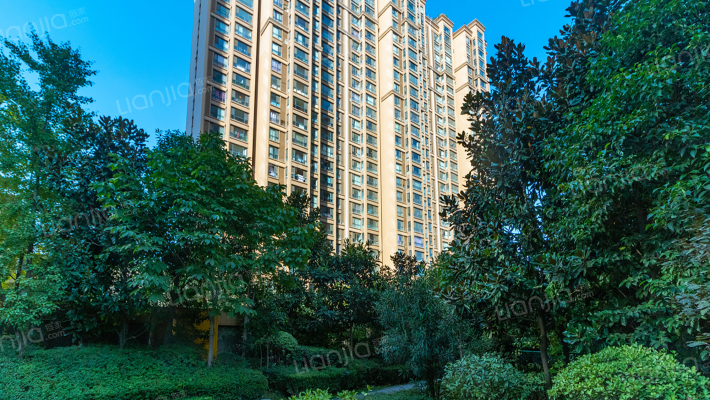 腾业南院外景图