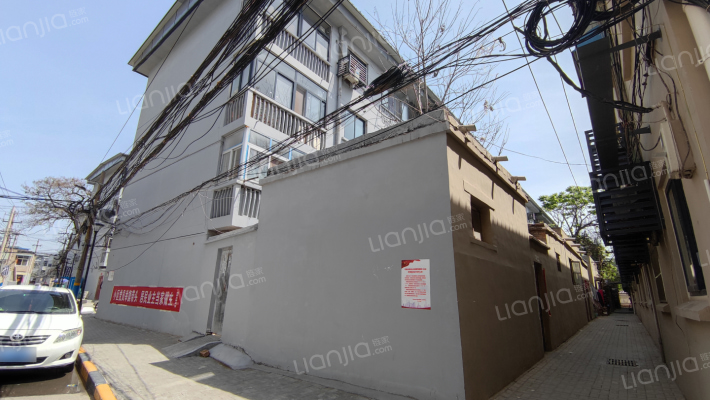 缝纫机厂家属院外景图