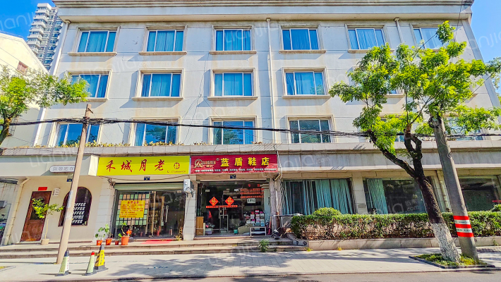 西北设计院家属楼外景图