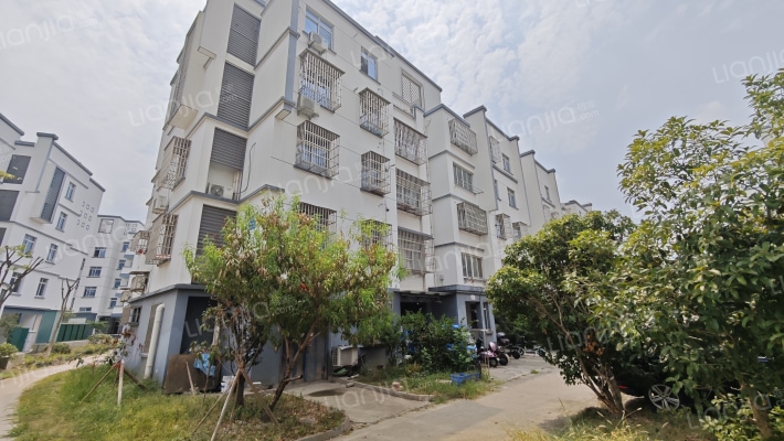 塔影湾花苑外景图