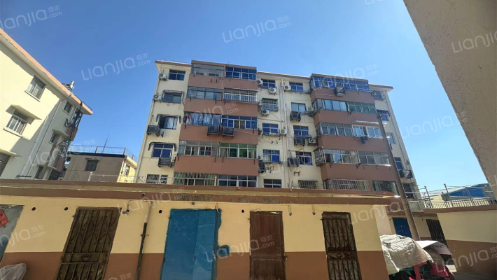 农行宿舍外景图