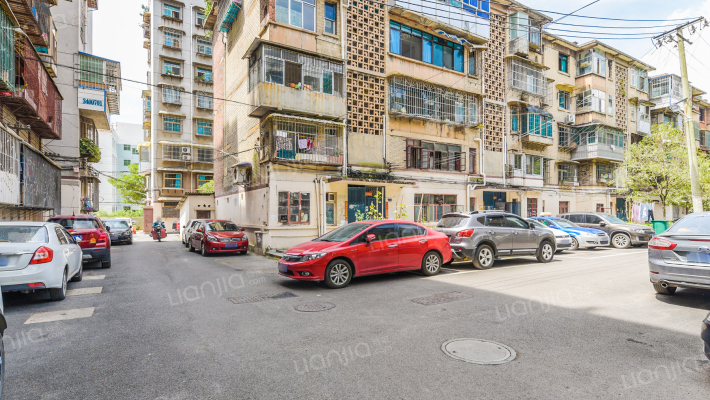 兴贵路二六号外景图