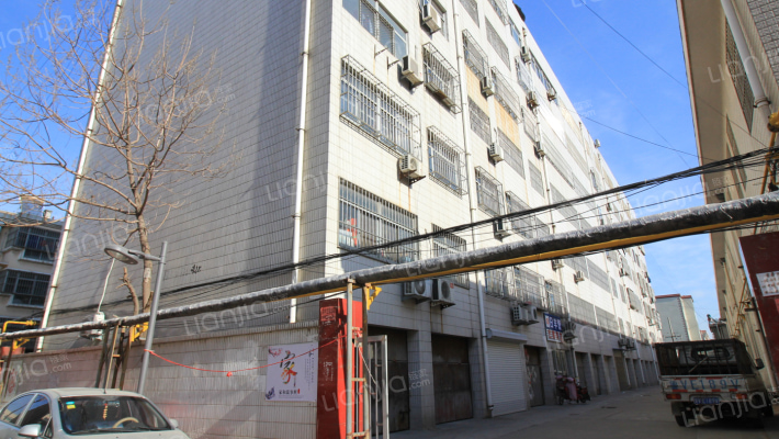 华宇家属楼外景图