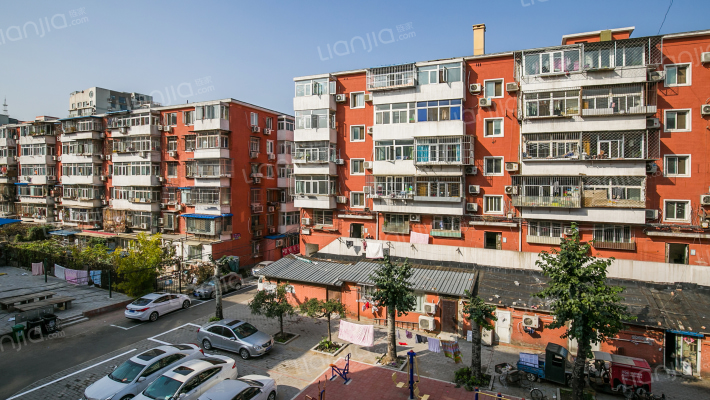 南十里居外景图