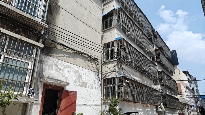 五金公司宿舍外景图