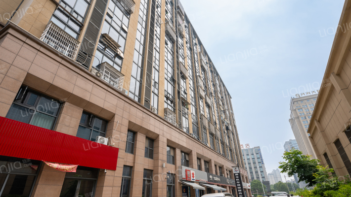 东方金座外景图