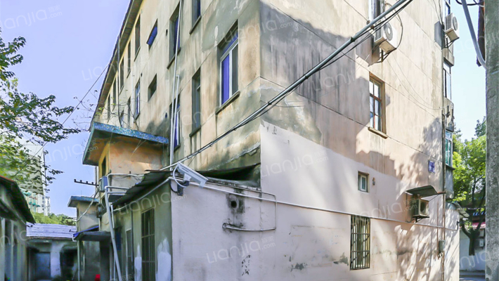 东方路小区外景图