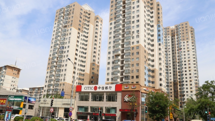 万达华府二期外景图