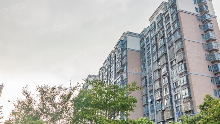 绿地世纪城二期外景图