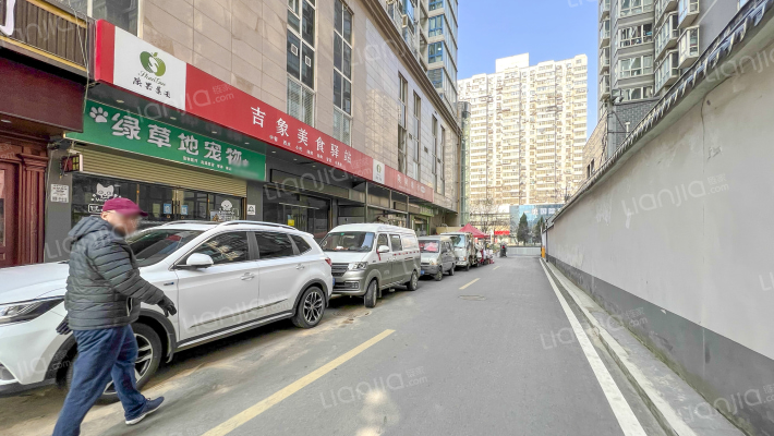 西北新闻大厦外景图