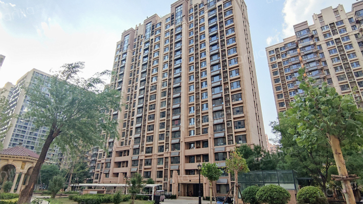 恒大滨河左岸外景图