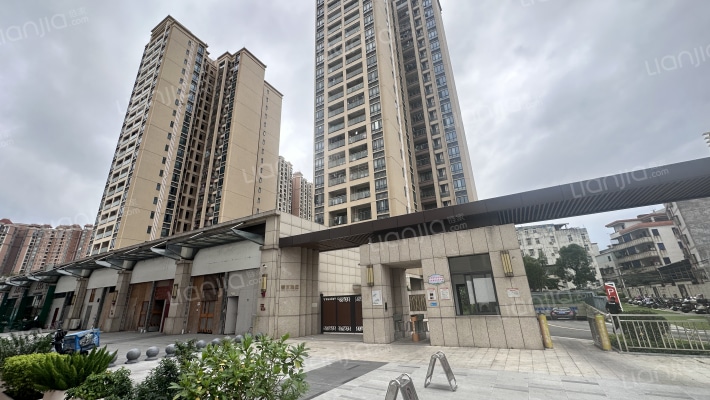 远达广场·碧水雅亭外景图