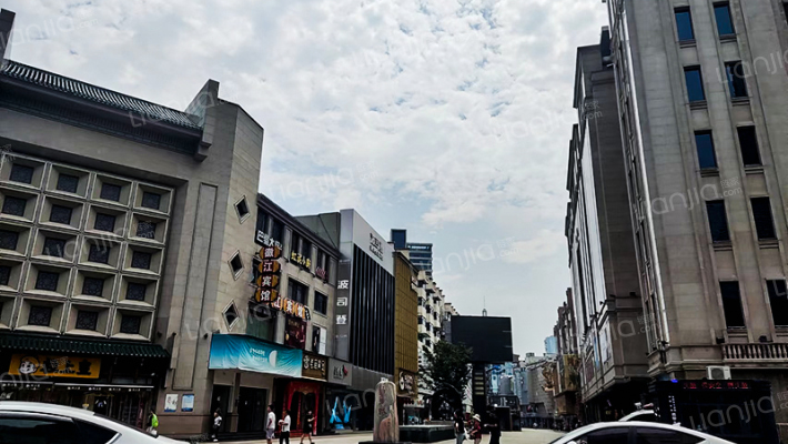 爱西华大厦外景图