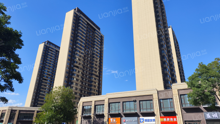 和峰南岸外景图