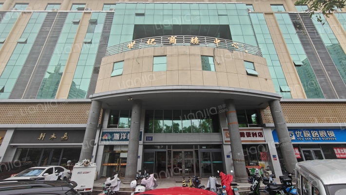 世纪商务中心外景图