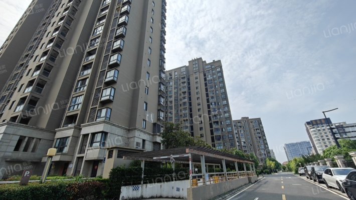 吴江虹桥花园外景图