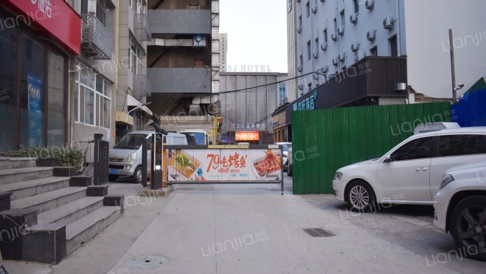 长安八一宿舍外景图