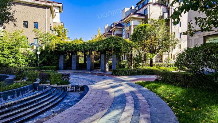 西安曲江公馆房价怎么样曲江公馆房源户型图小区车位交通地址详情分析