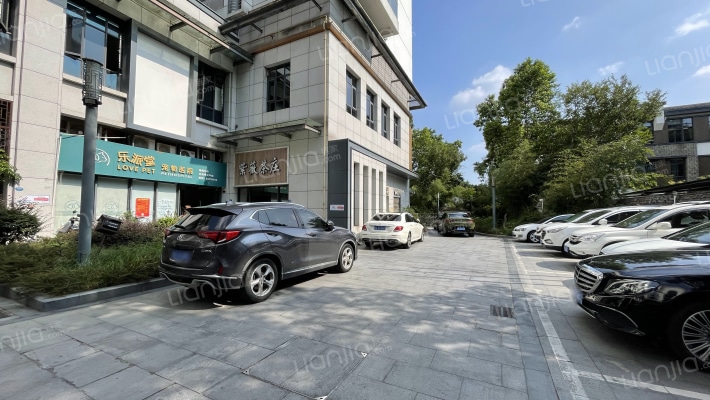 离休干部休养所宿舍外景图