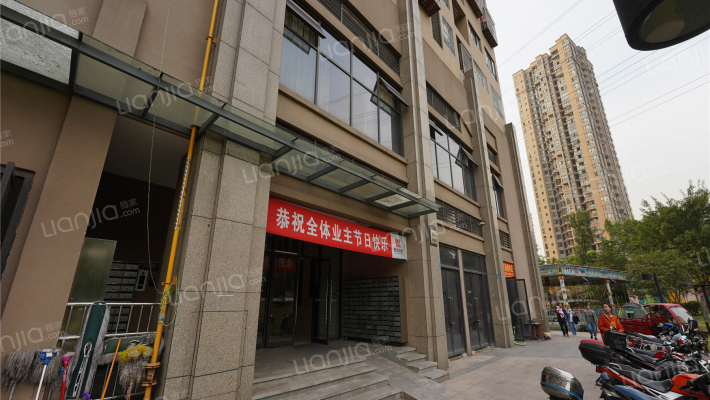 和泓四季B3区外景图