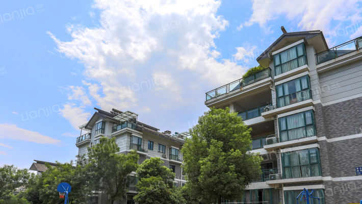 摩尔城雍景园外景图