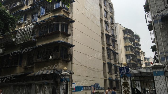 小天公寓外景图