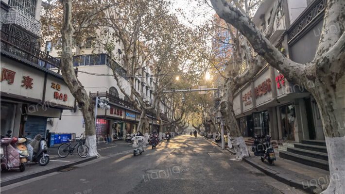 西大街102号外景图