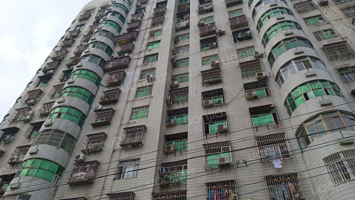 双岛公寓小区外景图