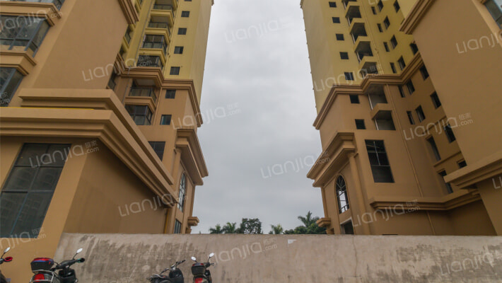 海伦堡阳光外景图