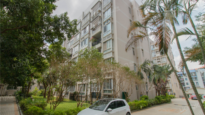 恒翠山庄外景图