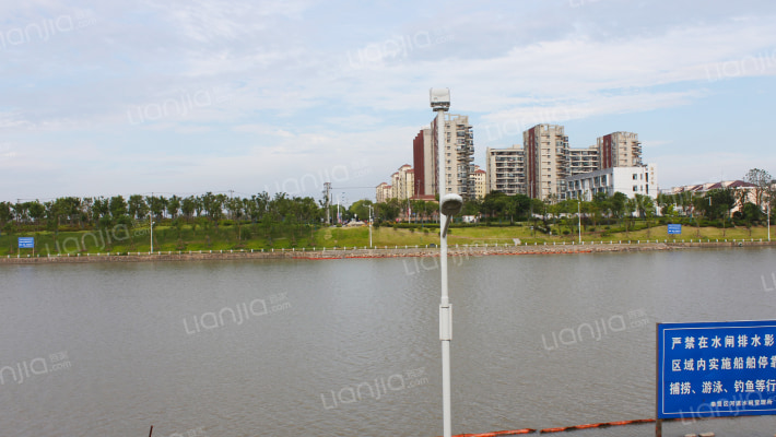 海湾世纪佳苑外景图