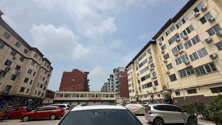 馨泽园小区外景图